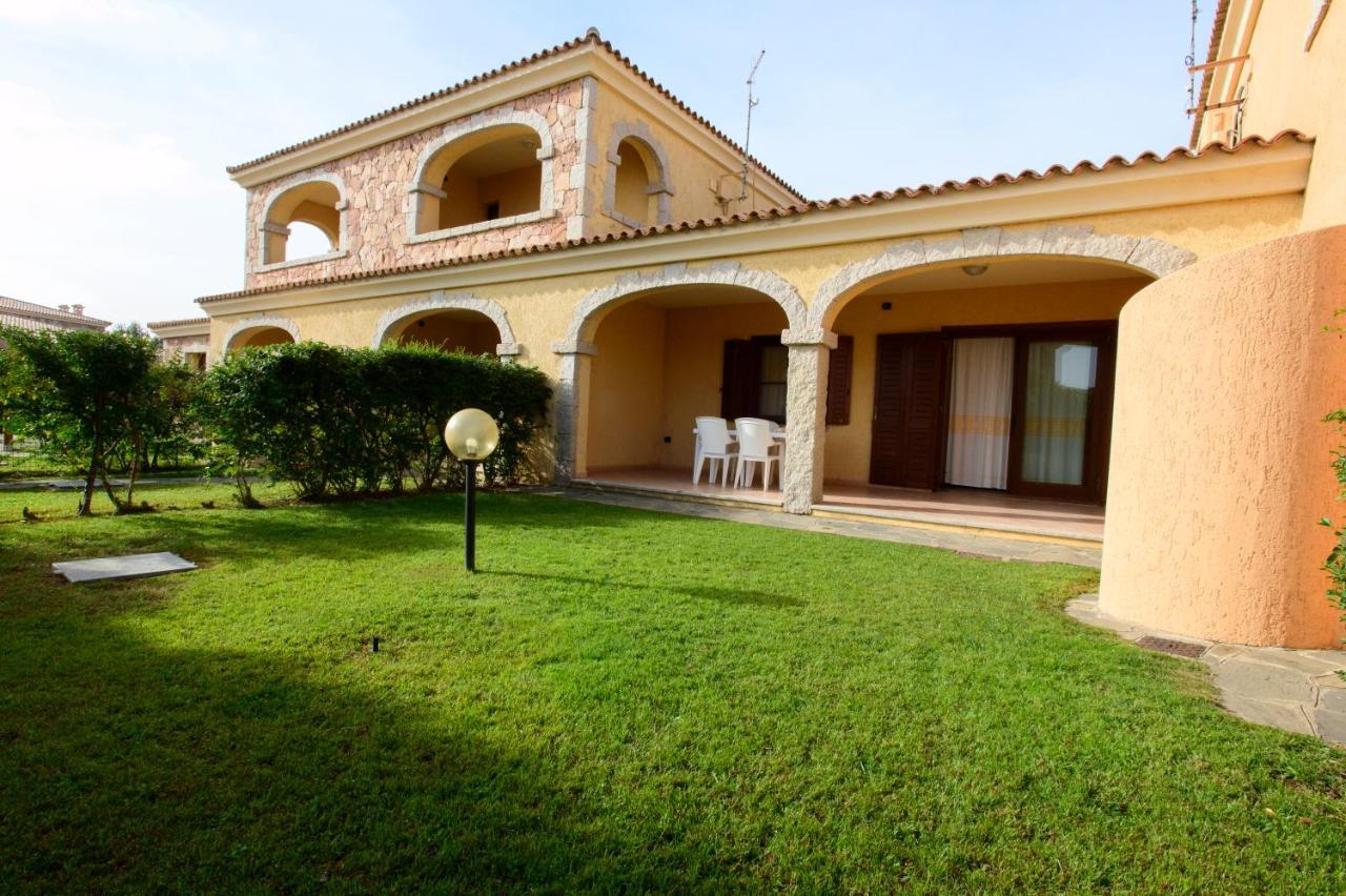 Ville Del Mar San Teodoro  Exteriér fotografie