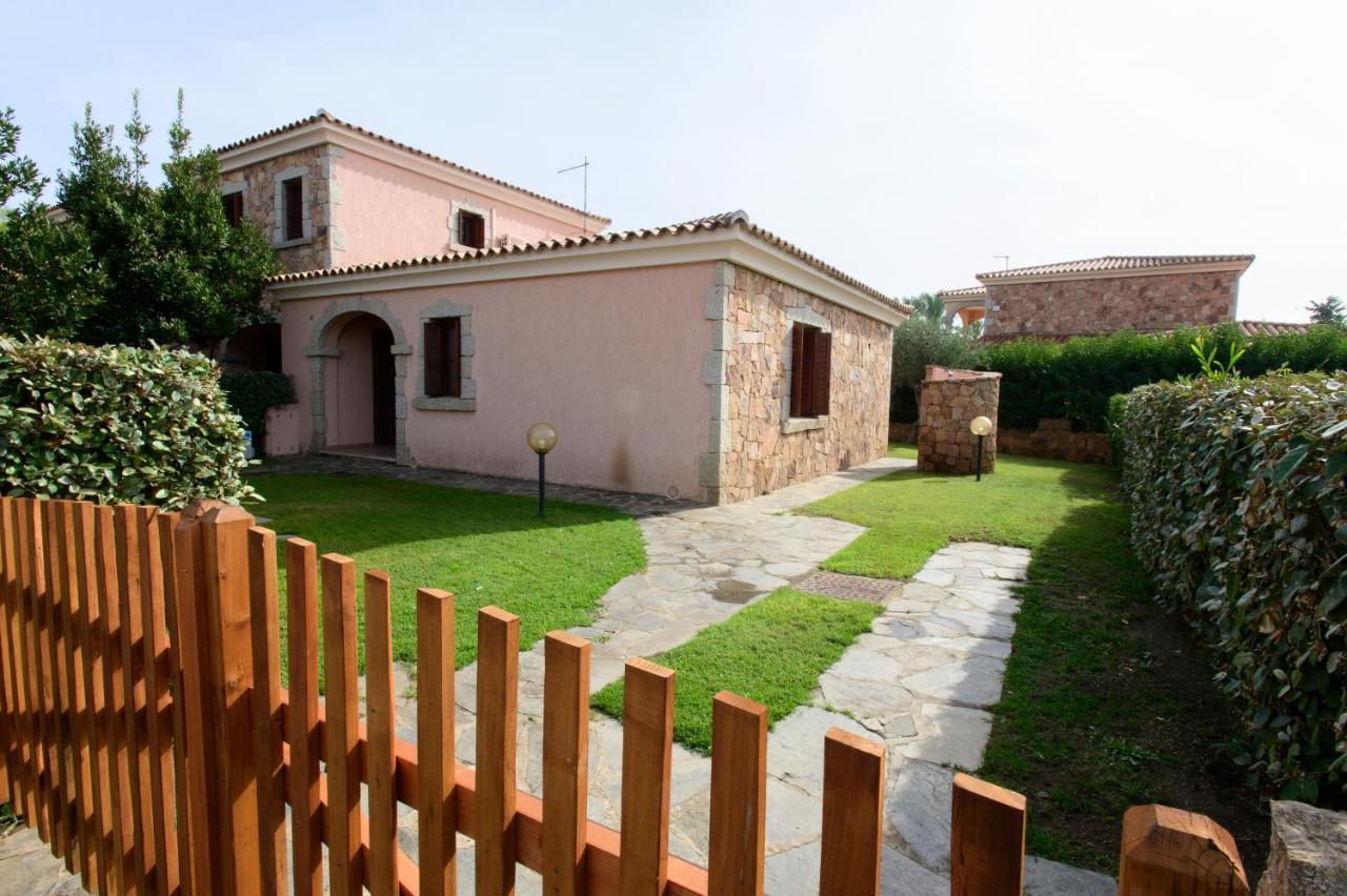 Ville Del Mar San Teodoro  Exteriér fotografie