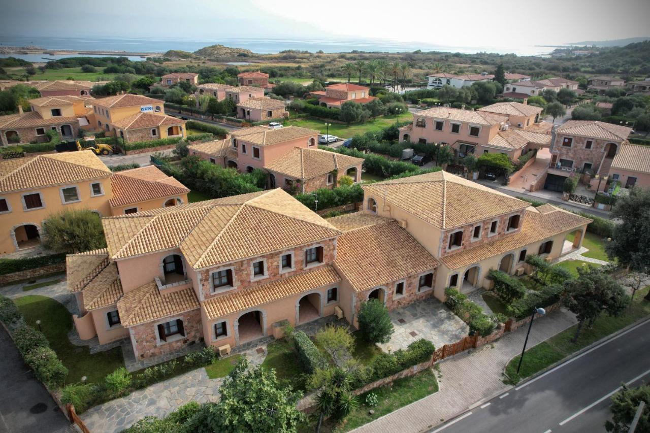 Ville Del Mar San Teodoro  Exteriér fotografie