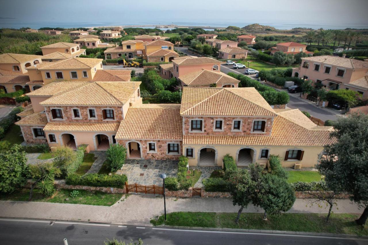 Ville Del Mar San Teodoro  Exteriér fotografie